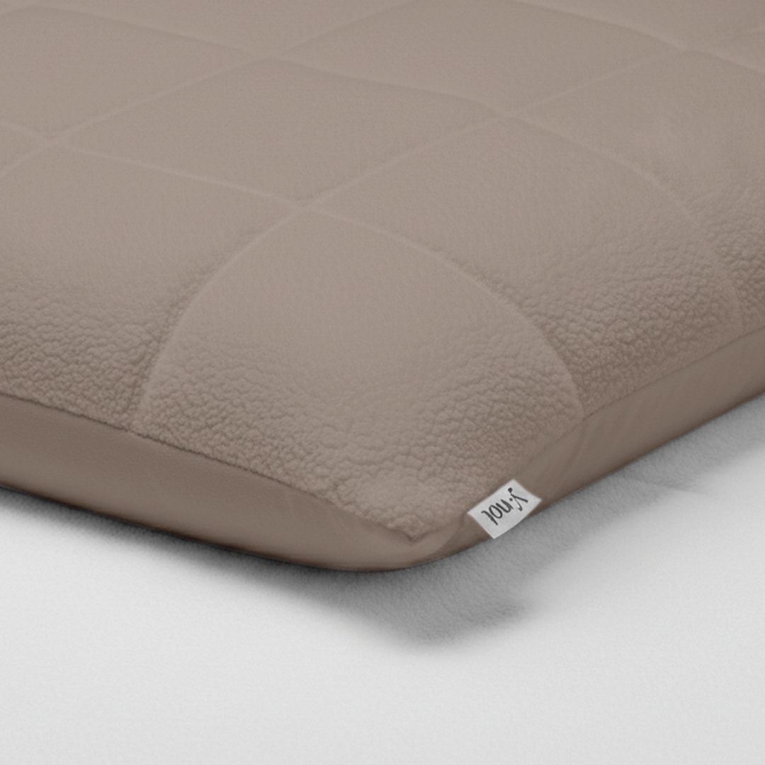 Kussenslopen Vol & Gevoerd Teddy Taupe/Grey 2-Pack 60x70 cm