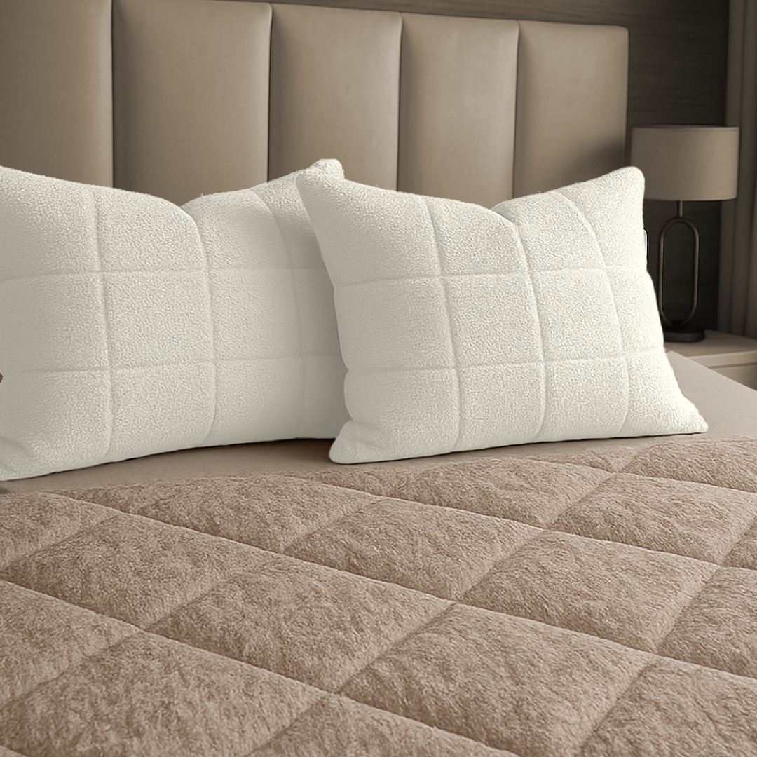 Kussenslopen Vol & Gevoerd Teddy Pearl White  2-Pack 60x70 cm