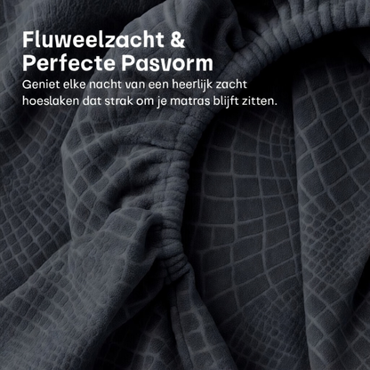 Matras Hoeslaken Velvet  Snake Skin - Jet Black