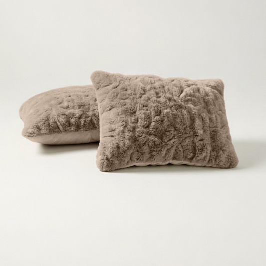 Y-NOT kussenslopen  Pom Pom Fur Taupe 60x70cm 2-Pack
